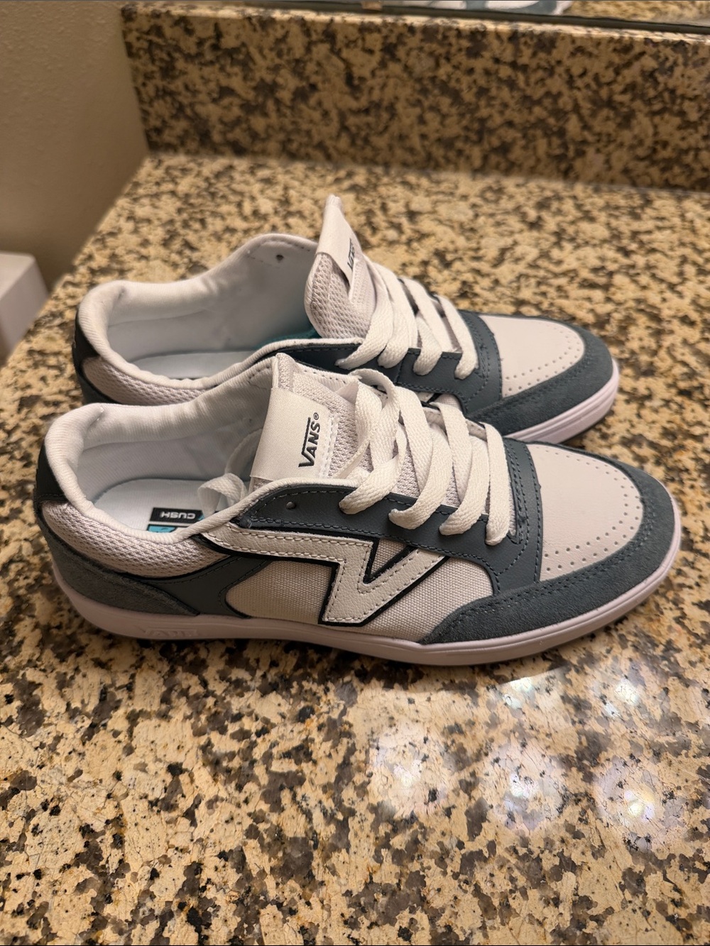 Vans Lowland Sneakers in White & Gray-Blue/dusty blue (men’s 6/womans 7.5)